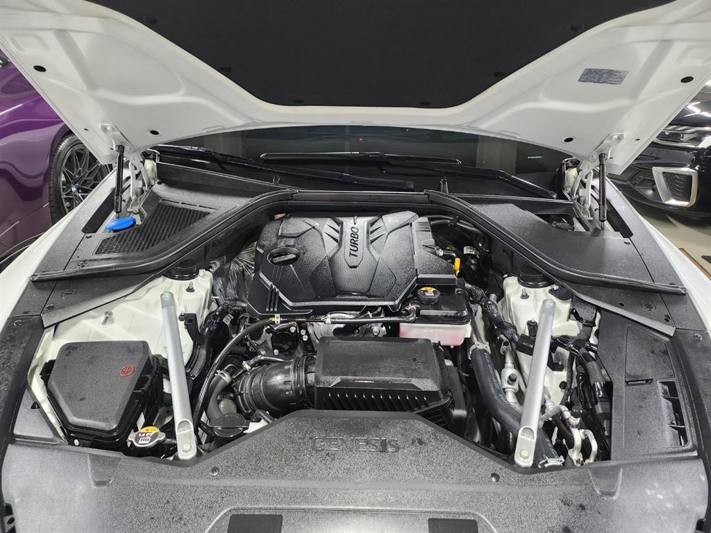 Genesis G80 - Vista 11