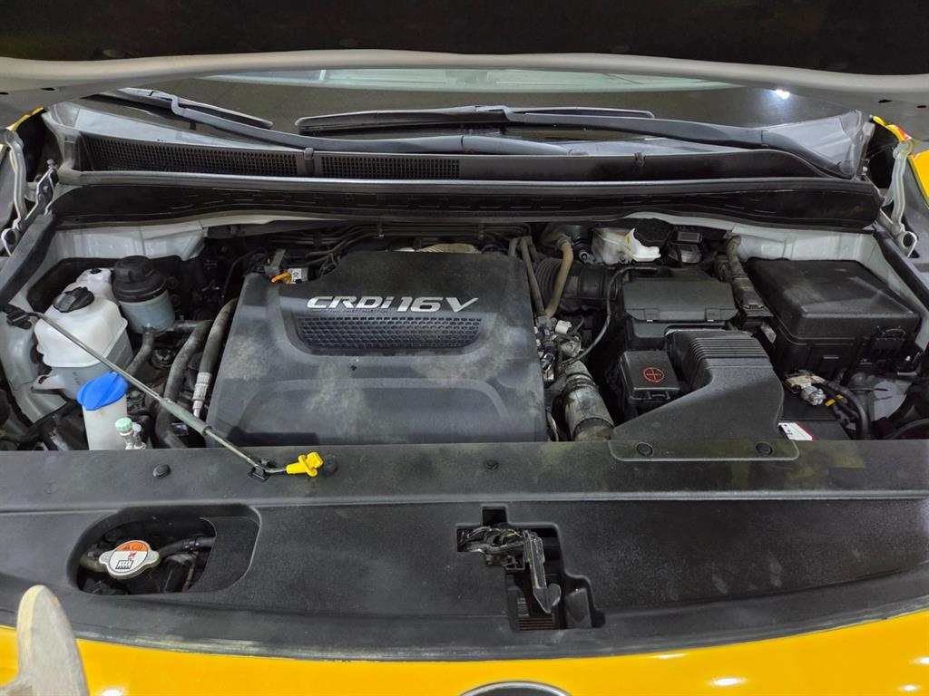 KIA Carnival 2018 Amarillo - Importación desde Corea - HF Imports Iquique - Foto 18