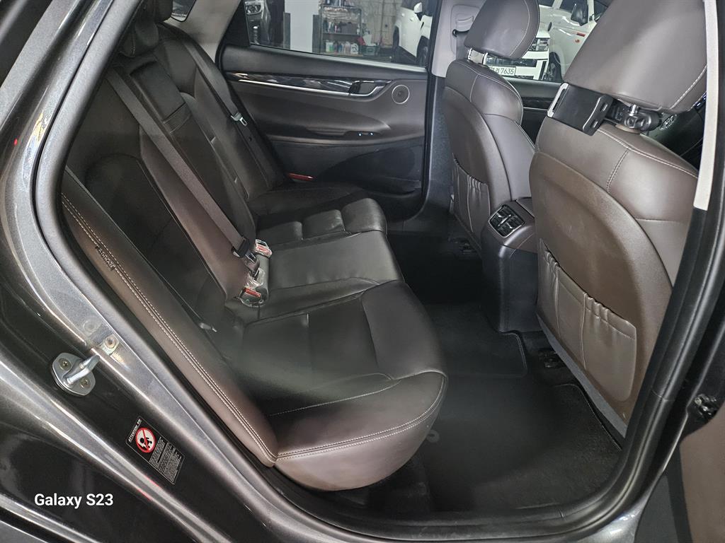 HYUNDAI Grandeur - Vista 6