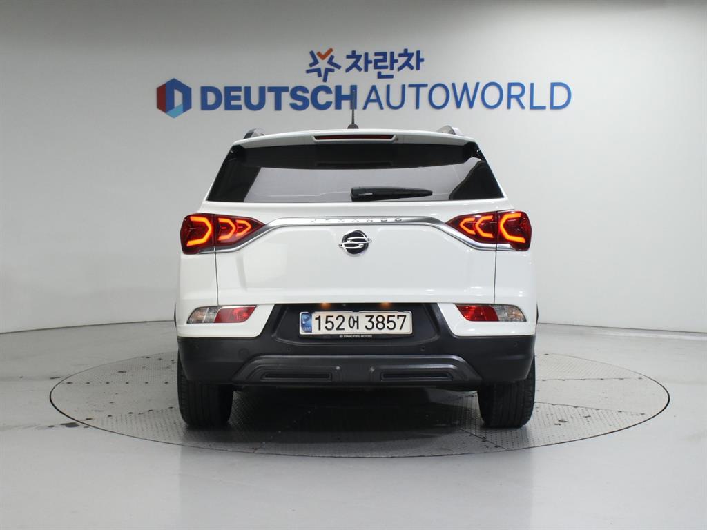 Ssangyong Korando - Vista 4