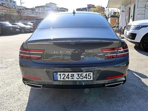 Genesis G80 - Vista 8