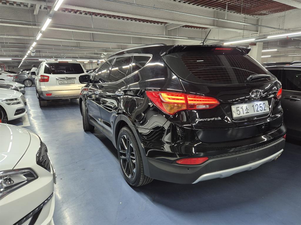 HYUNDAI Santa Fe - Vista 4
