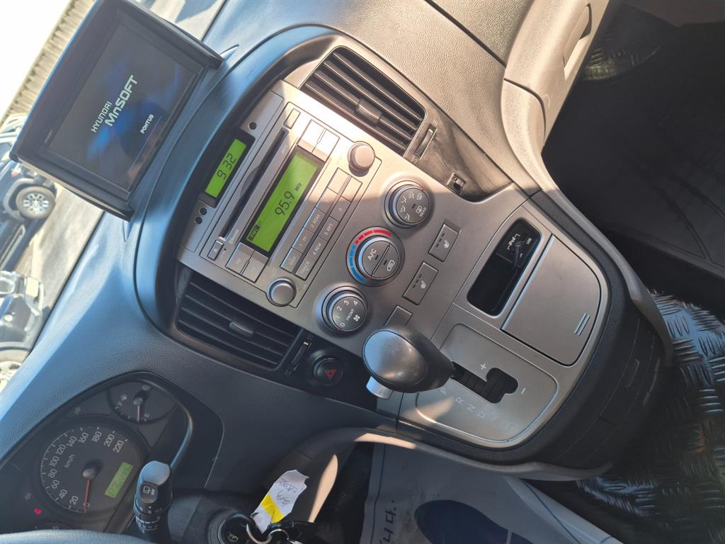 HYUNDAI Starex 2014 Blanco - Importación desde Corea - HF Imports Iquique - Foto 15