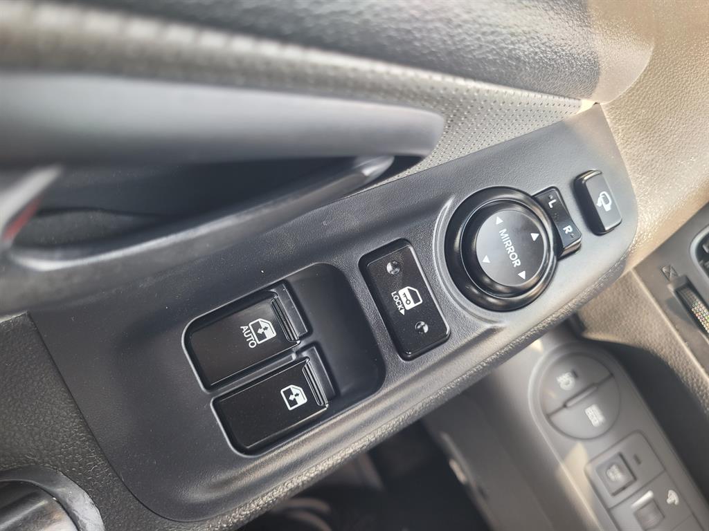 HYUNDAI Starex - Vista 12