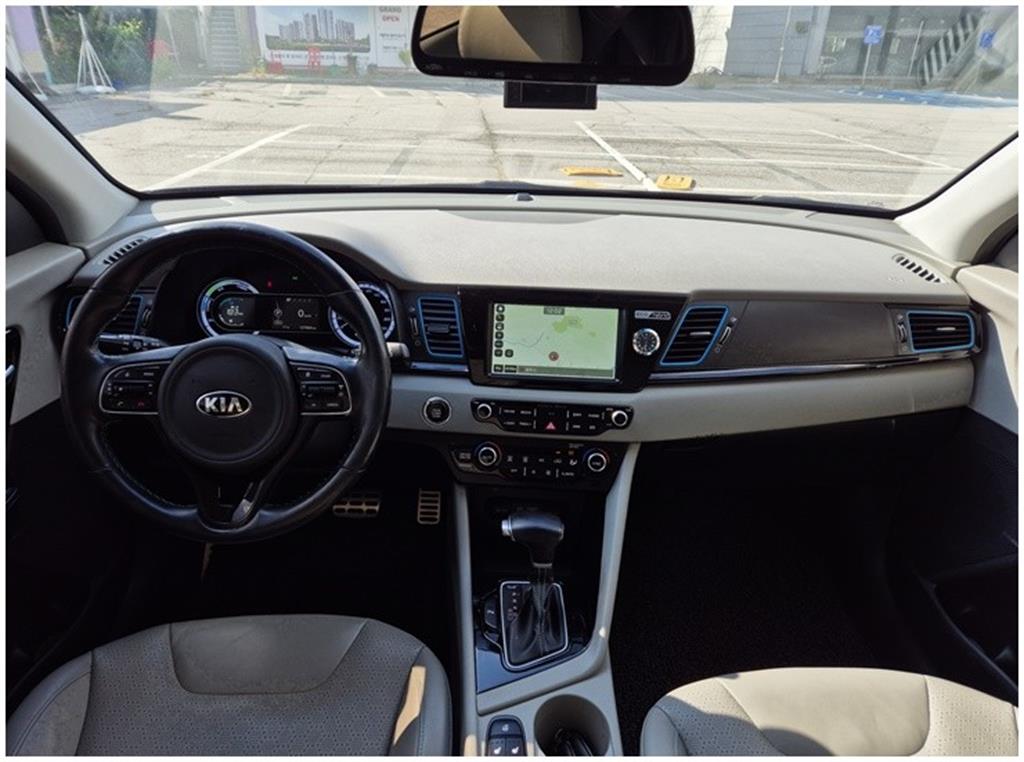 KIA Niro - Vista 11