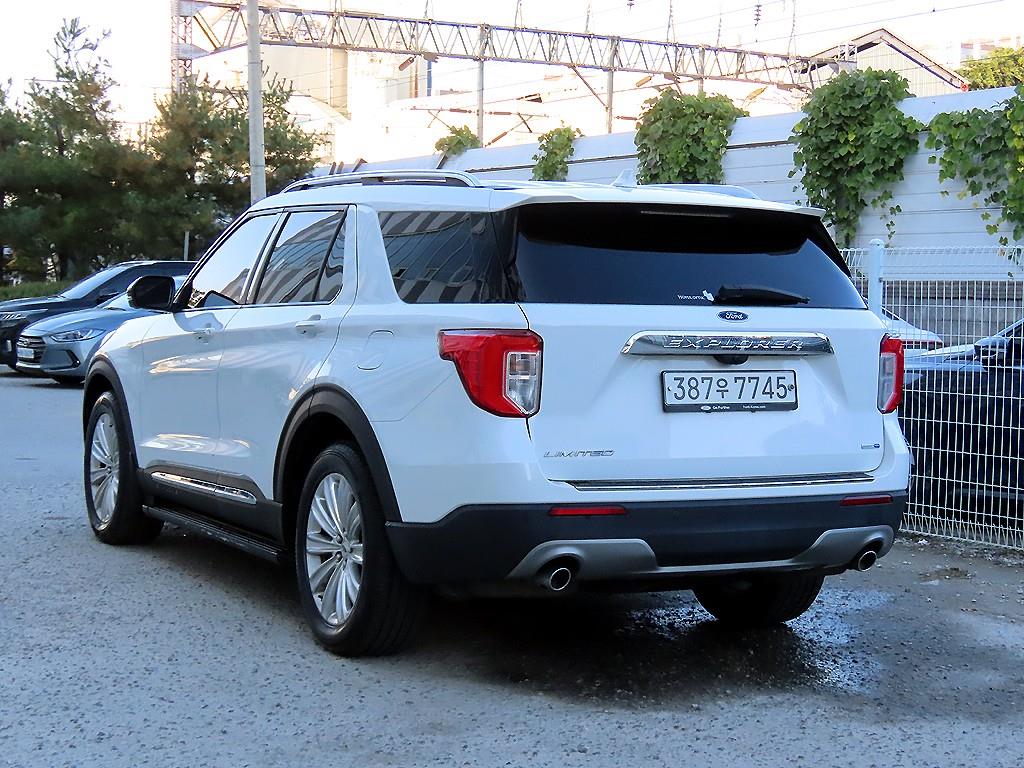 Ford Explorer - Vista 3