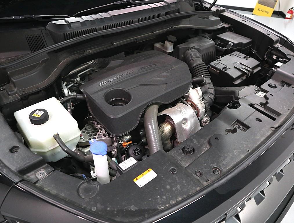 Ssangyong Torres - Vista 6