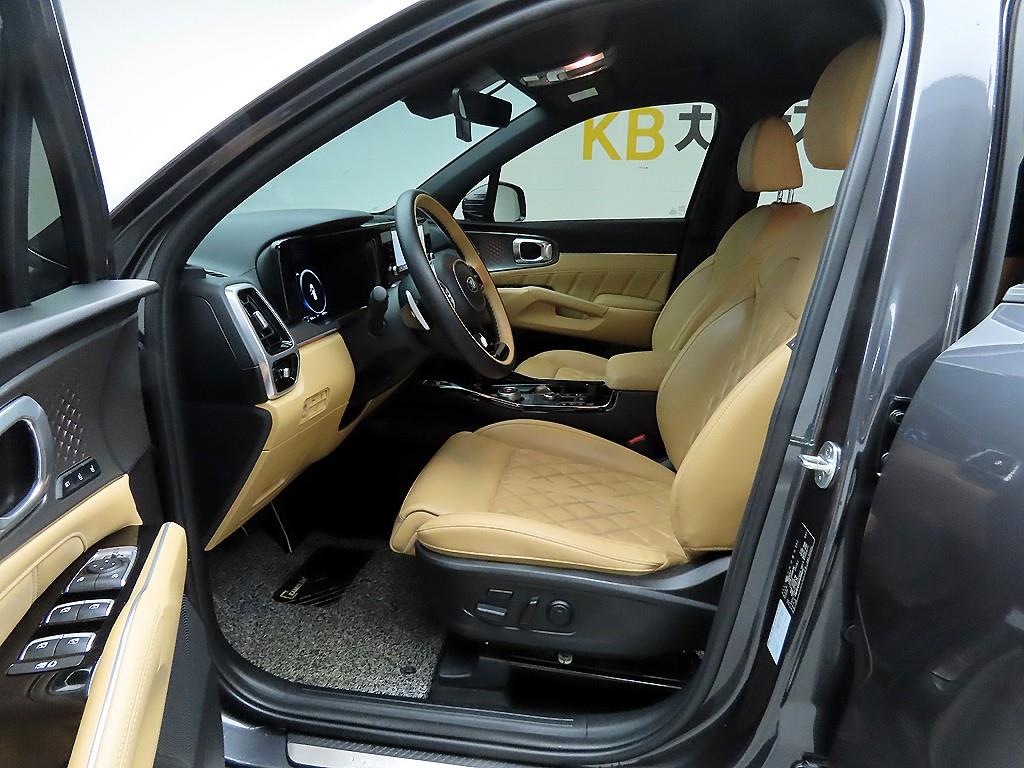 KIA Sorento - Vista 12