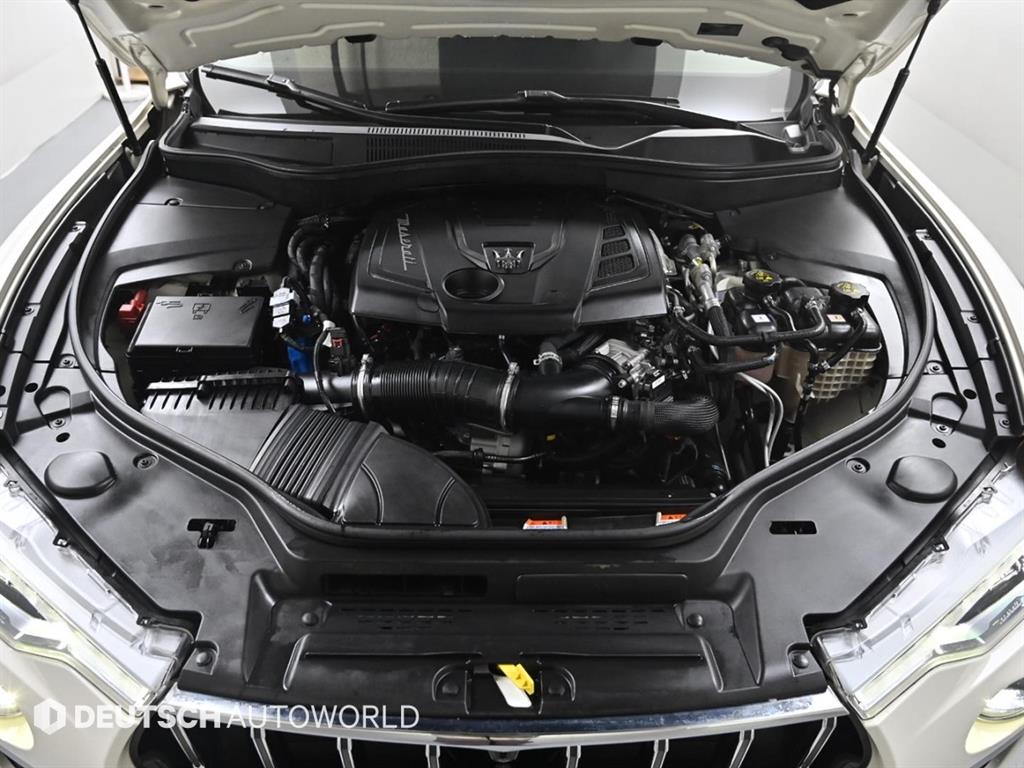 Maserati Levante - Vista 6