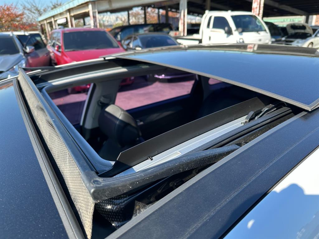 HYUNDAI Sonata - Vista 9