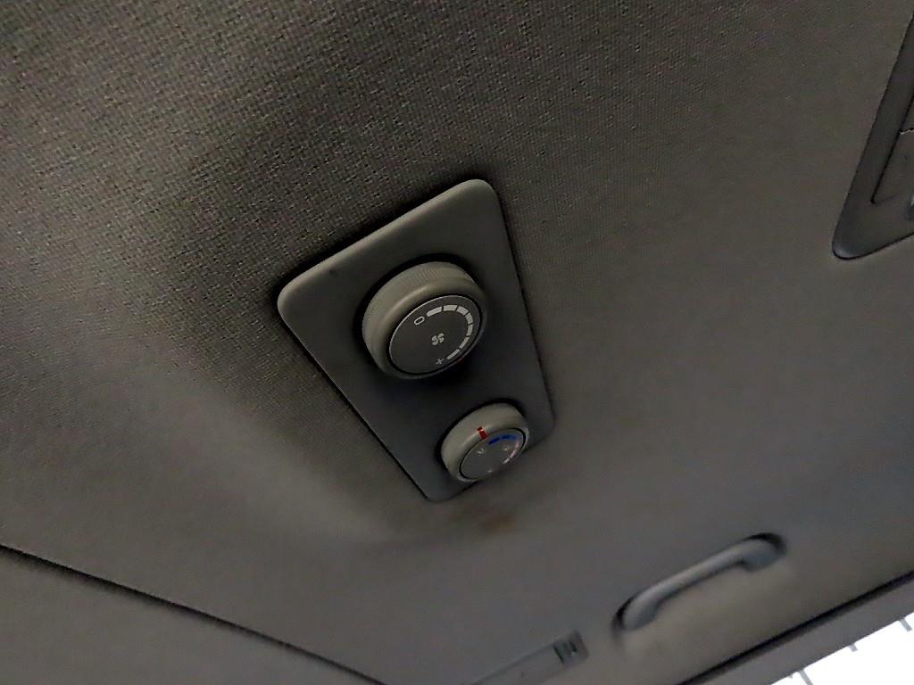 HYUNDAI Starex 2019 Amarillo - Importación desde Corea - HF Imports Iquique - Foto 13