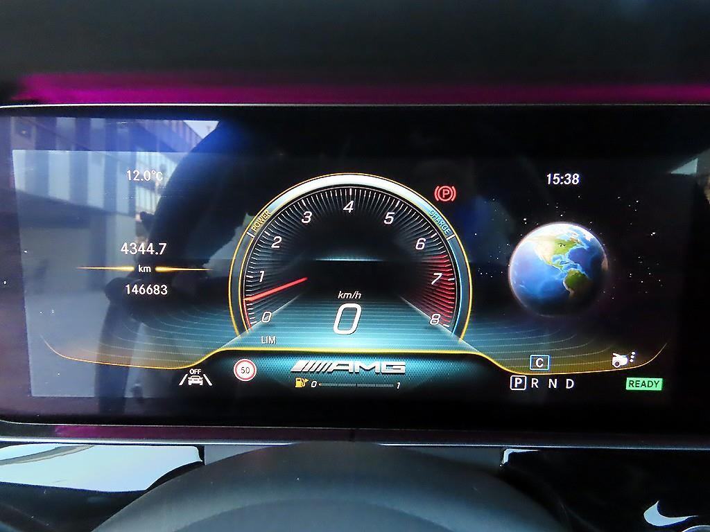 Mercedes Benz AMG GT - Vista 9