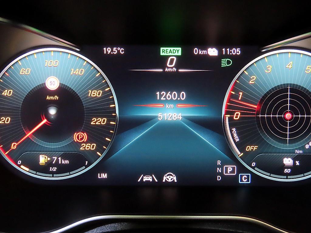 Mercedes Benz GLC Class - Vista 9