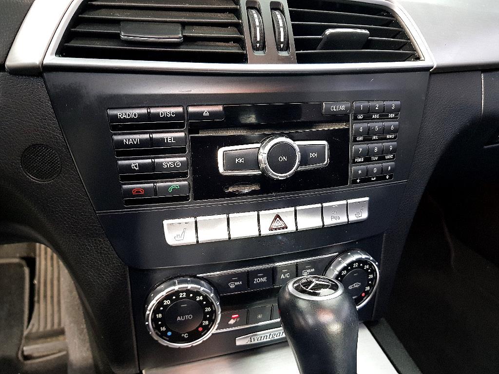 Mercedes Benz C Class - Vista 12