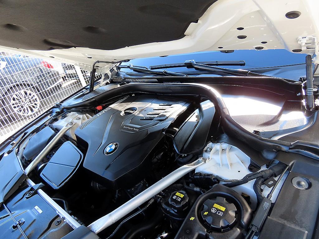 BMW 5 Series 2021 - Importación desde Corea - HF Imports Iquique - Foto 19