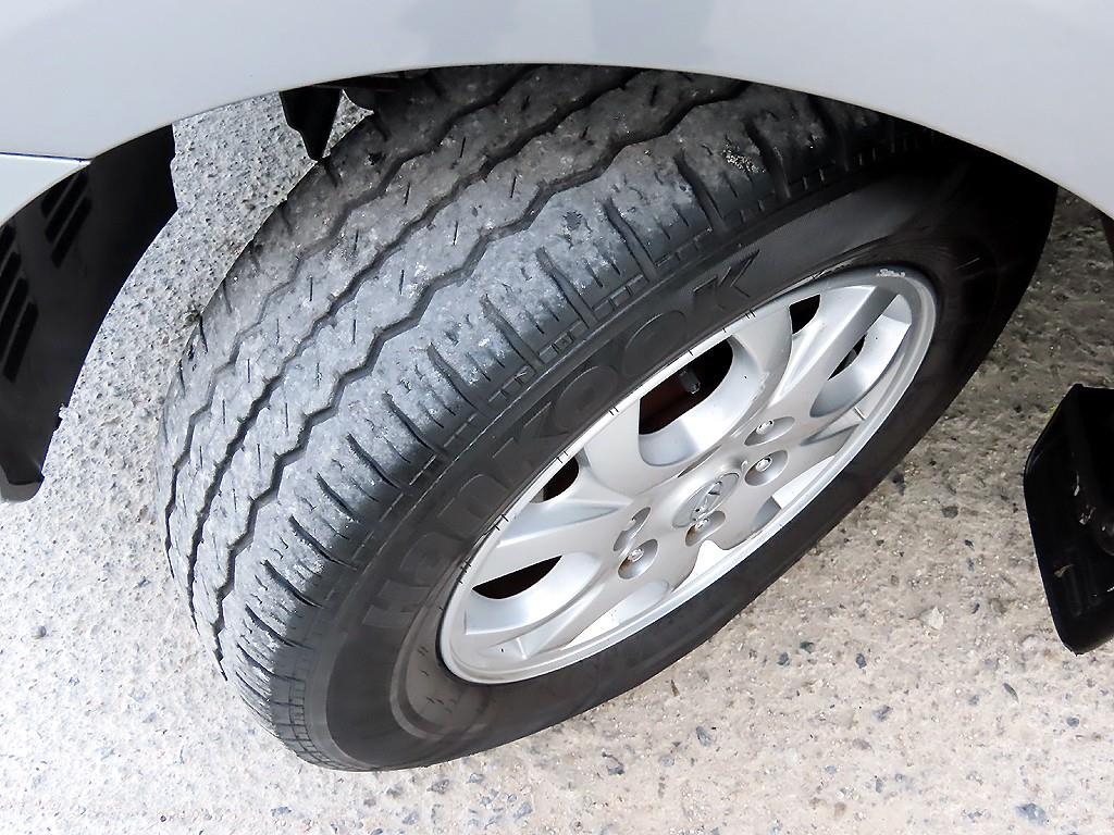 HYUNDAI Starex 2012 Gris - Importación desde Corea - HF Imports Iquique - Foto 18