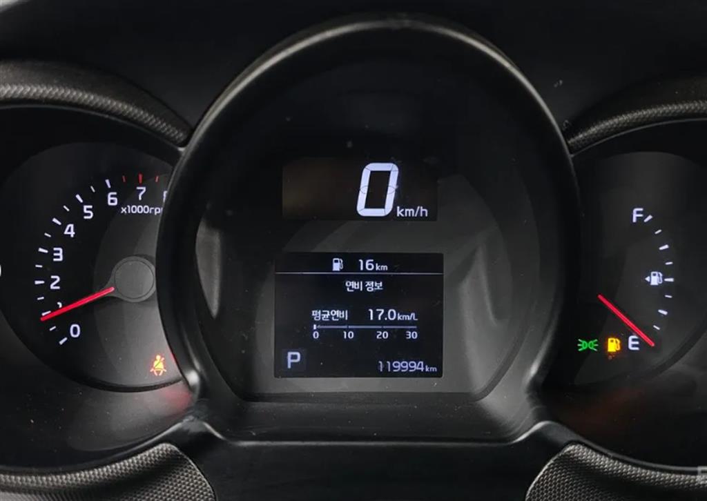 KIA Ray - Vista 10