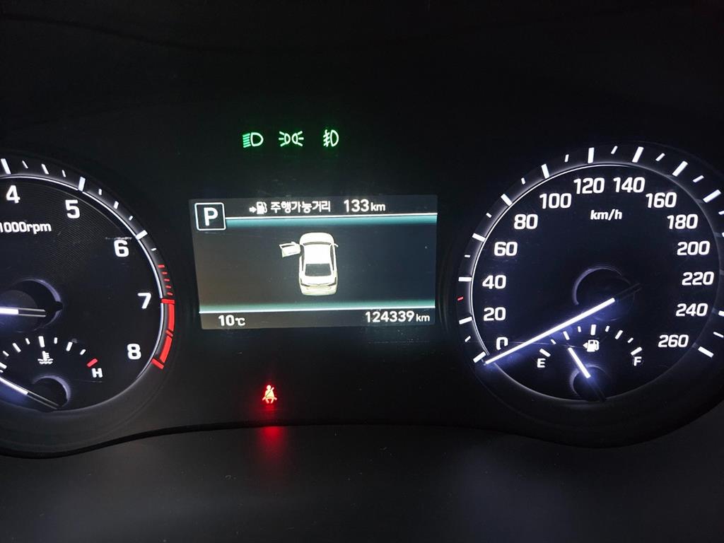 Genesis G80 - Vista 8