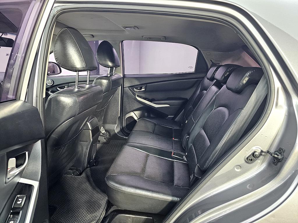 Ssangyong Korando - Vista 9