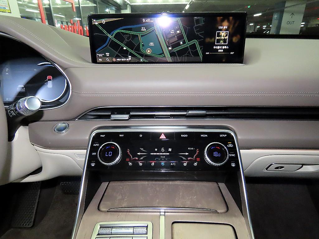 Genesis GV80 - Vista 11