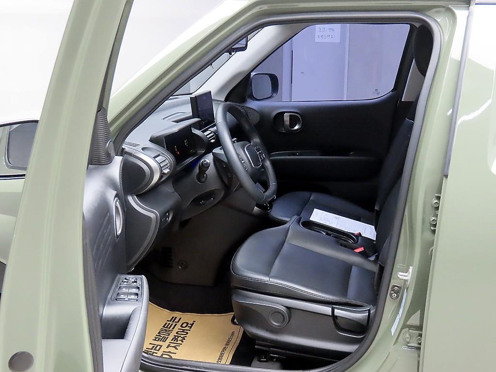 HYUNDAI Casper - Vista 5