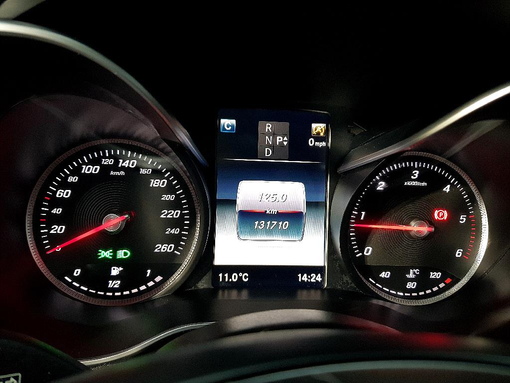 Mercedes Benz C Class - Vista 7