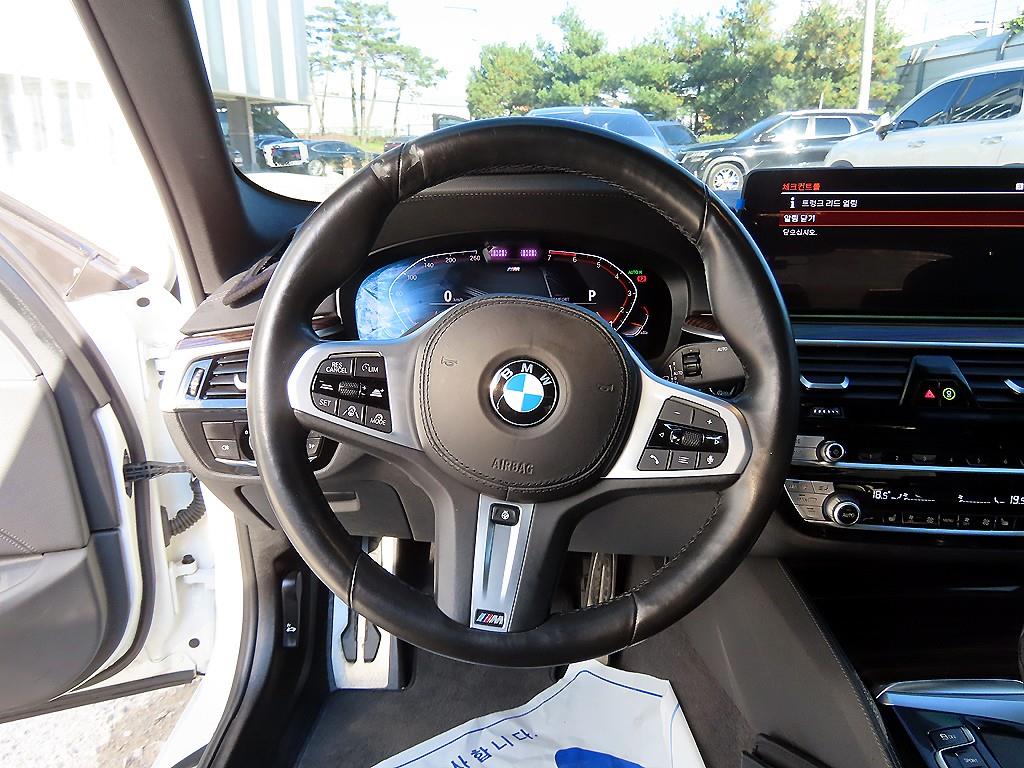 BMW 5 Series - Vista 8