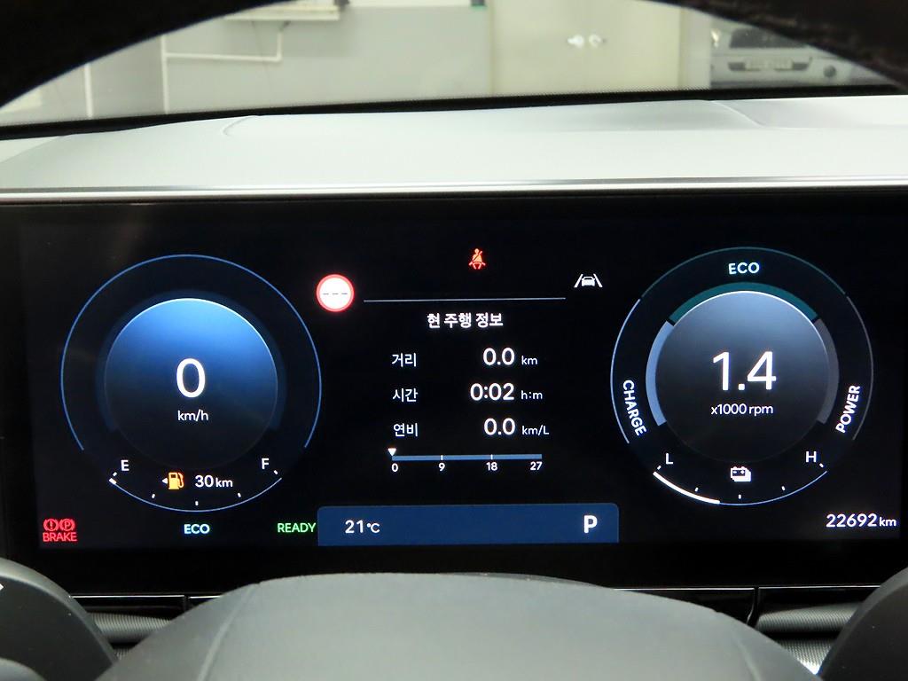 HYUNDAI Grandeur - Vista 5