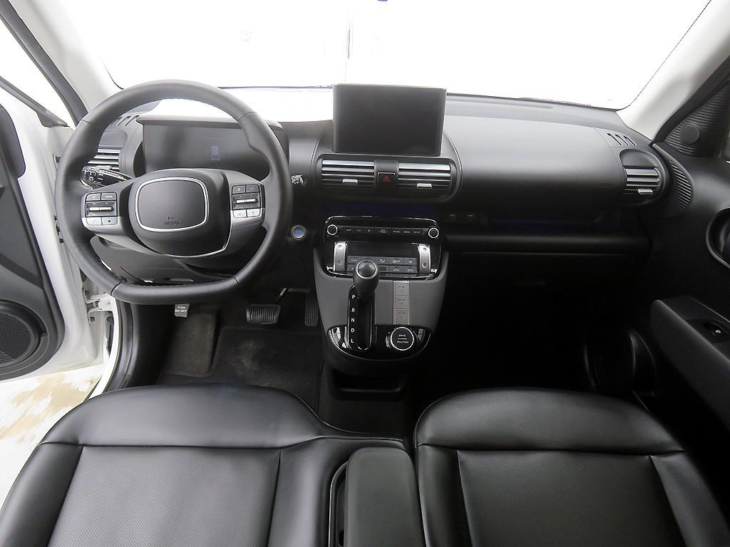 HYUNDAI Casper - Vista 9