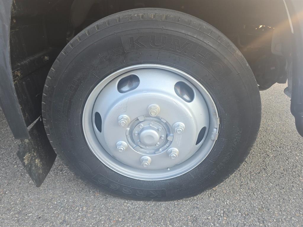 medium and large cargo truck 2021 Blanco - Importación desde Corea - HF Imports Iquique - Foto 18