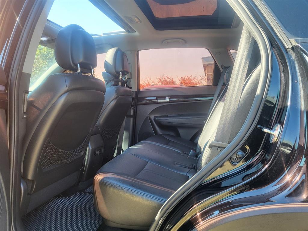 KIA Sorento - Vista 8