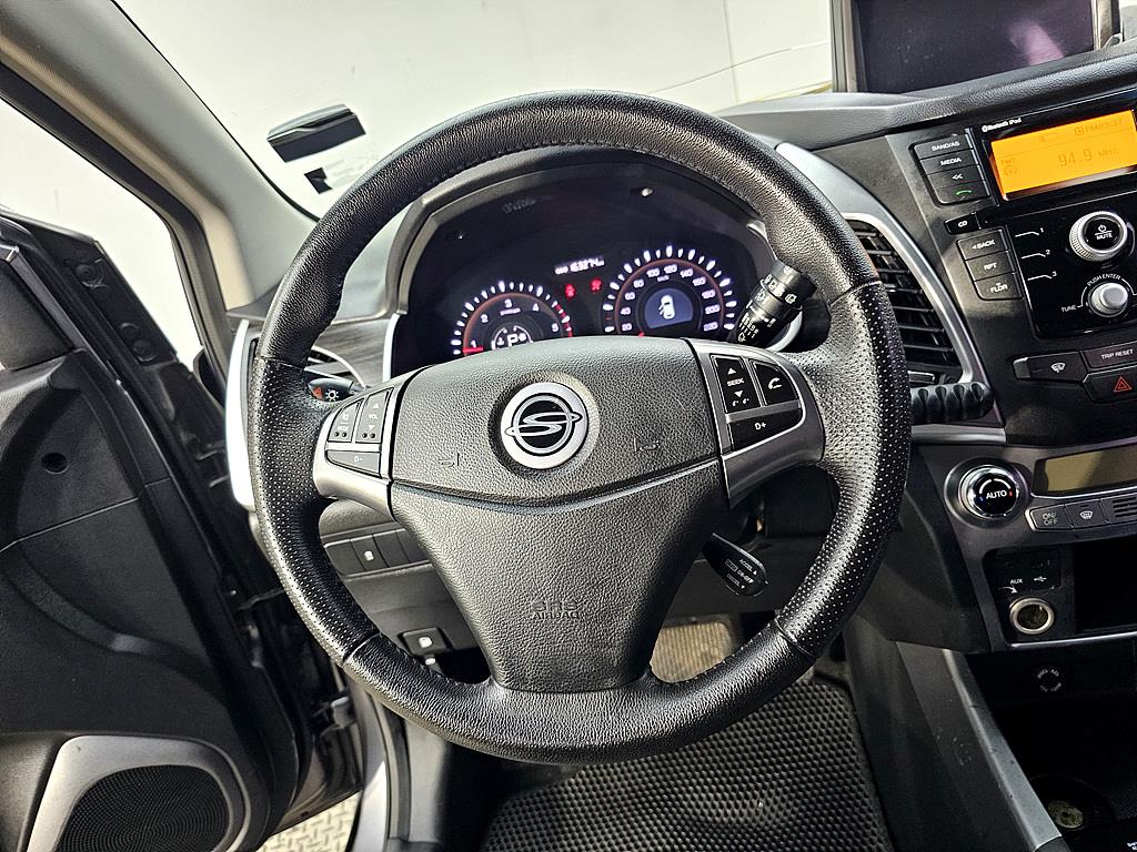 Ssangyong Korando - Vista 12