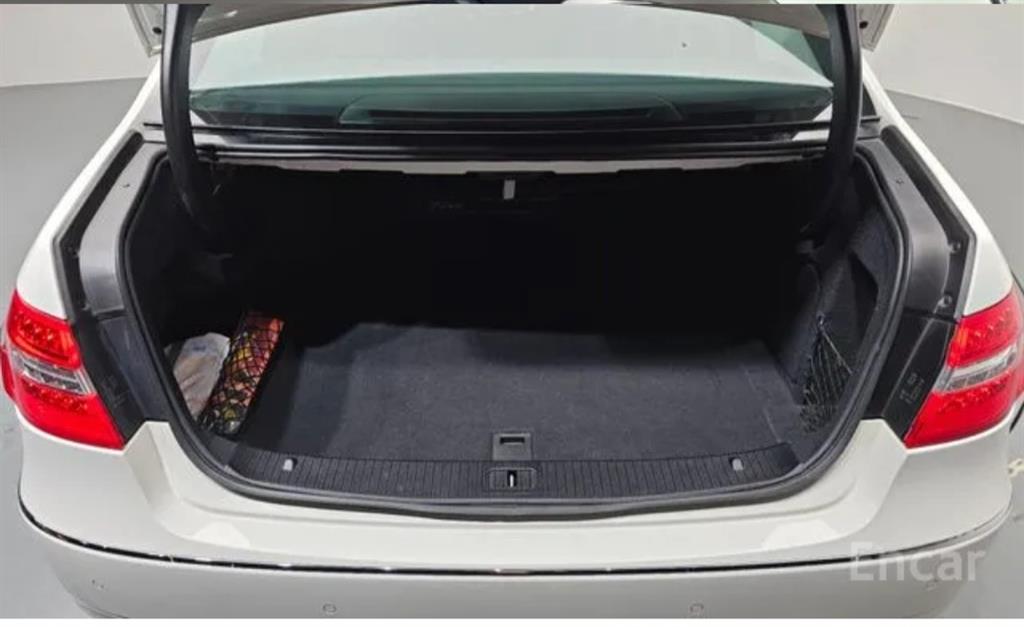 Mercedes Benz E class 2012 Blanco - Importación desde Corea - HF Imports Iquique - Foto 19