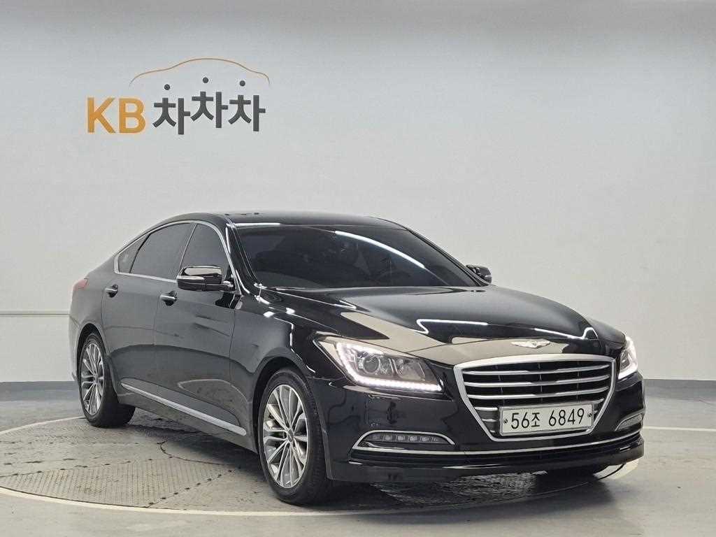 HYUNDAI Genesis - Vista 4