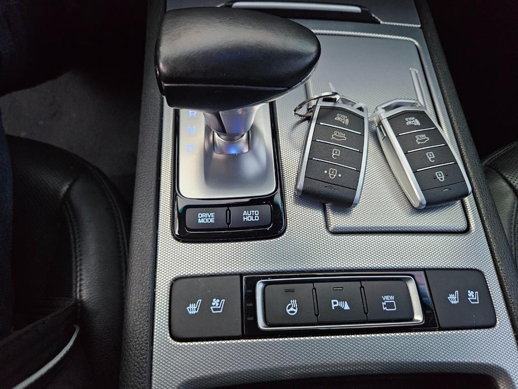 Genesis G80 - Vista 10