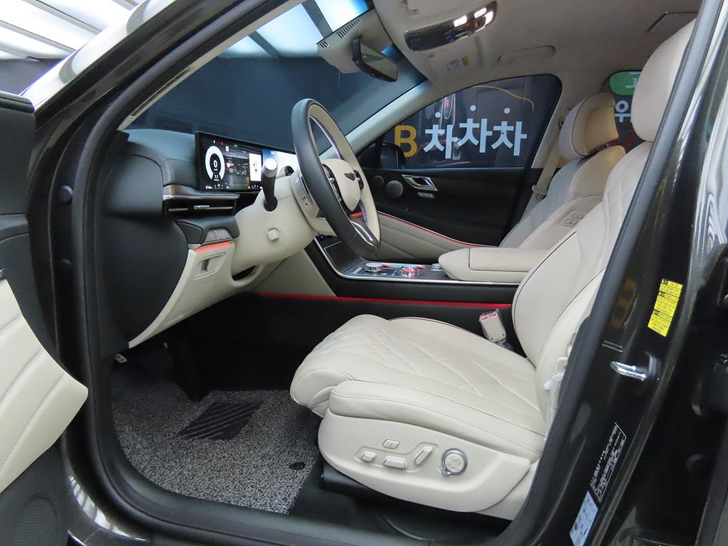 Genesis GV80 - Vista 5