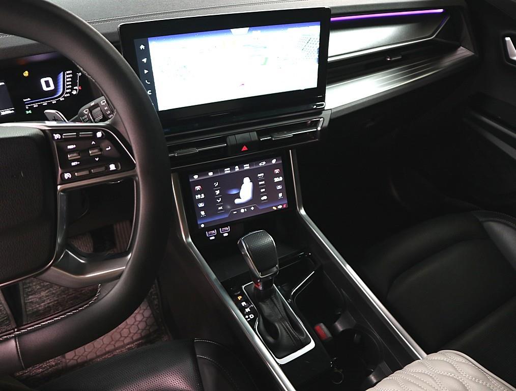 Ssangyong Torres - Vista 11