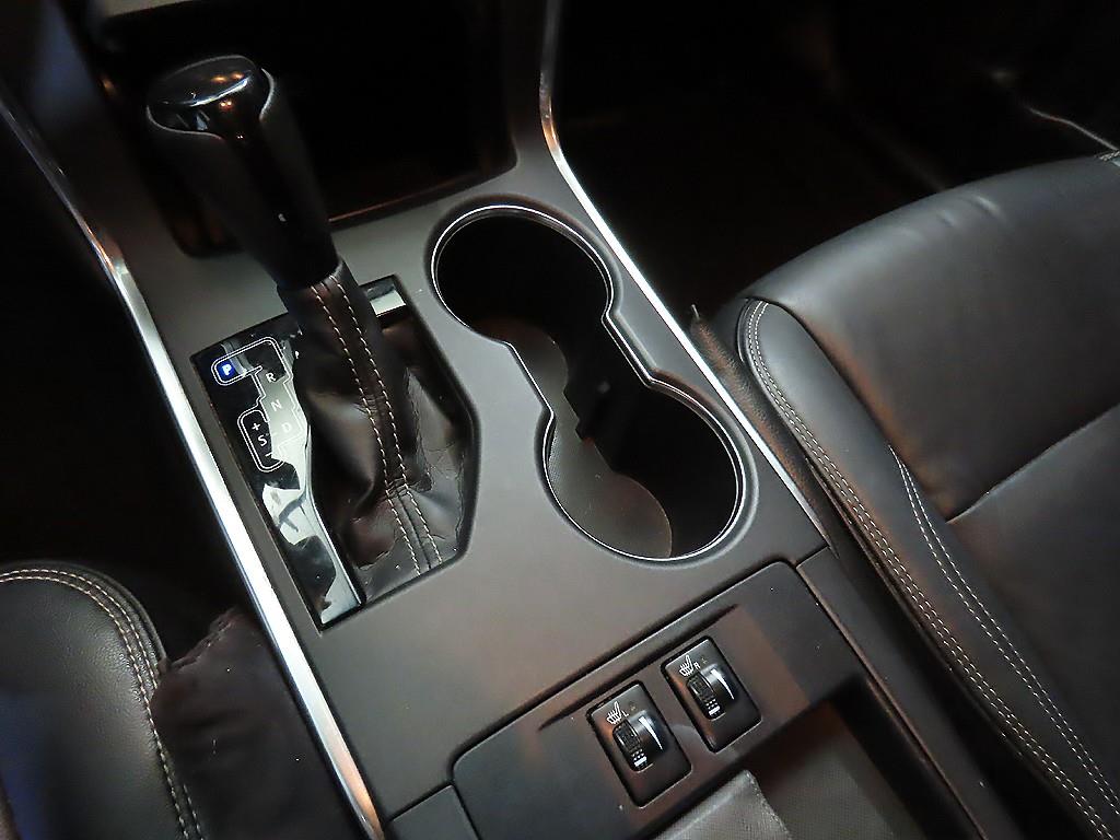 Toyota Camry - Vista 12