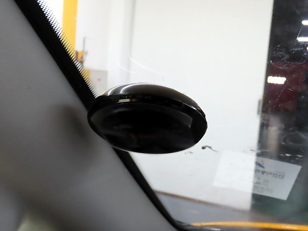 HYUNDAI Starex 2019 Amarillo - Importación desde Corea - HF Imports Iquique - Foto 14