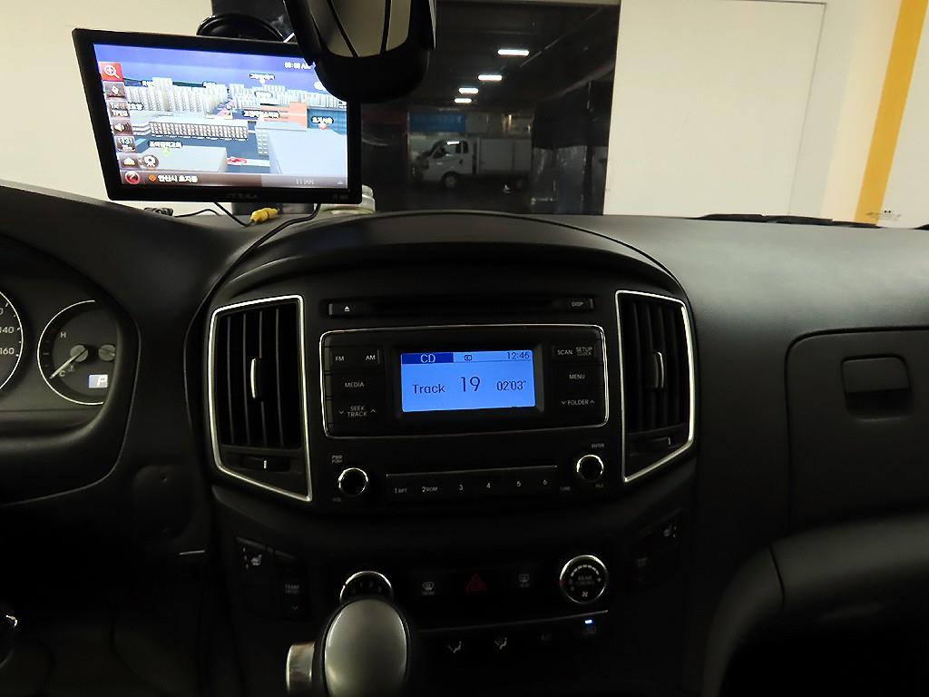 HYUNDAI Starex 2019 Amarillo - Importación desde Corea - HF Imports Iquique - Foto 15