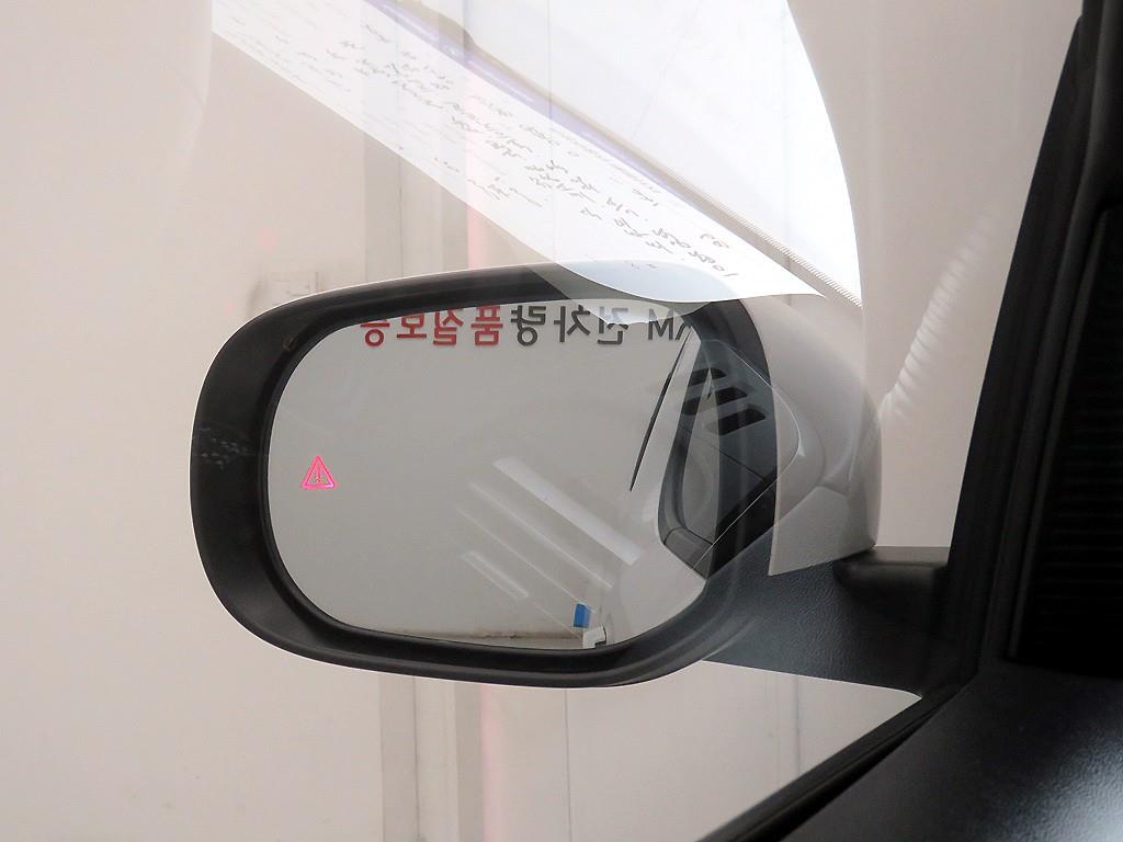 HYUNDAI Casper - Vista 6