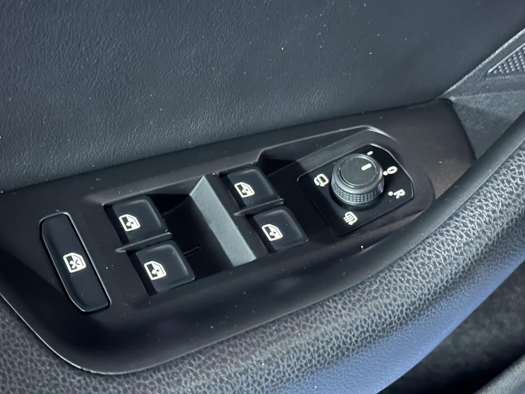 Volkswagen Arteon 2019 Negro - Importación desde Corea - HF Imports Iquique - Foto 14