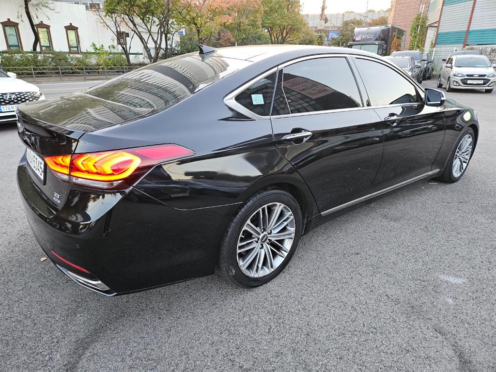 Genesis G80 - Vista 5