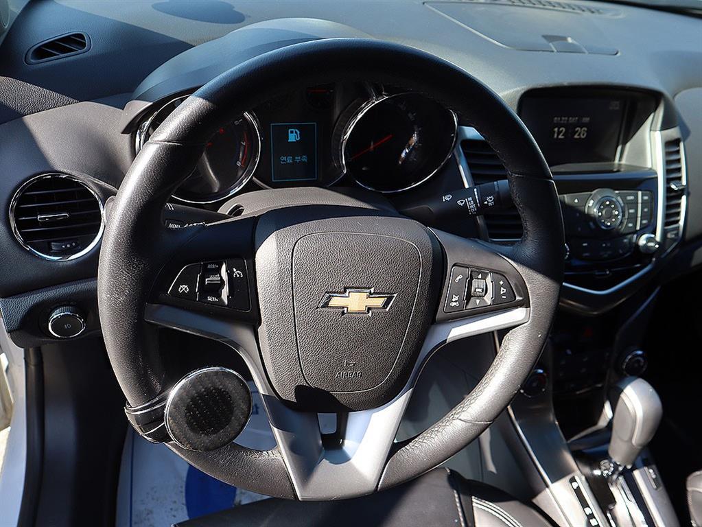 Chevrolet Cruise - Vista 8