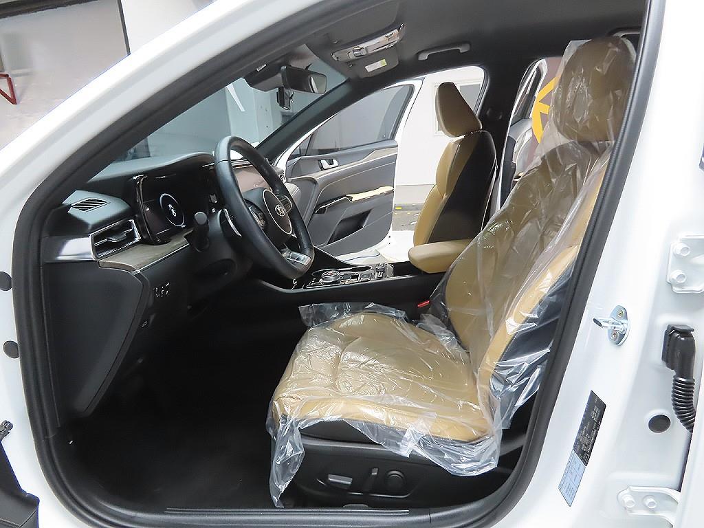 KIA K5 2021 Blanco - Importación desde Corea - HF Imports Iquique - Foto 13