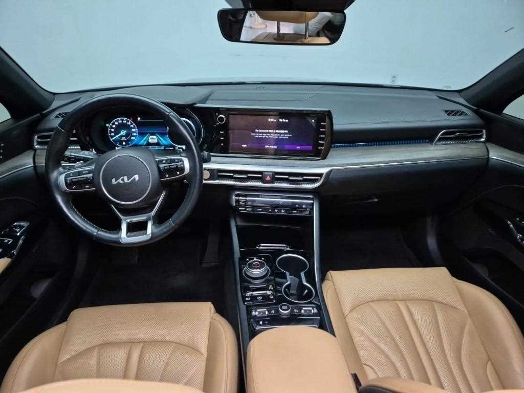 KIA K5 - Vista 9