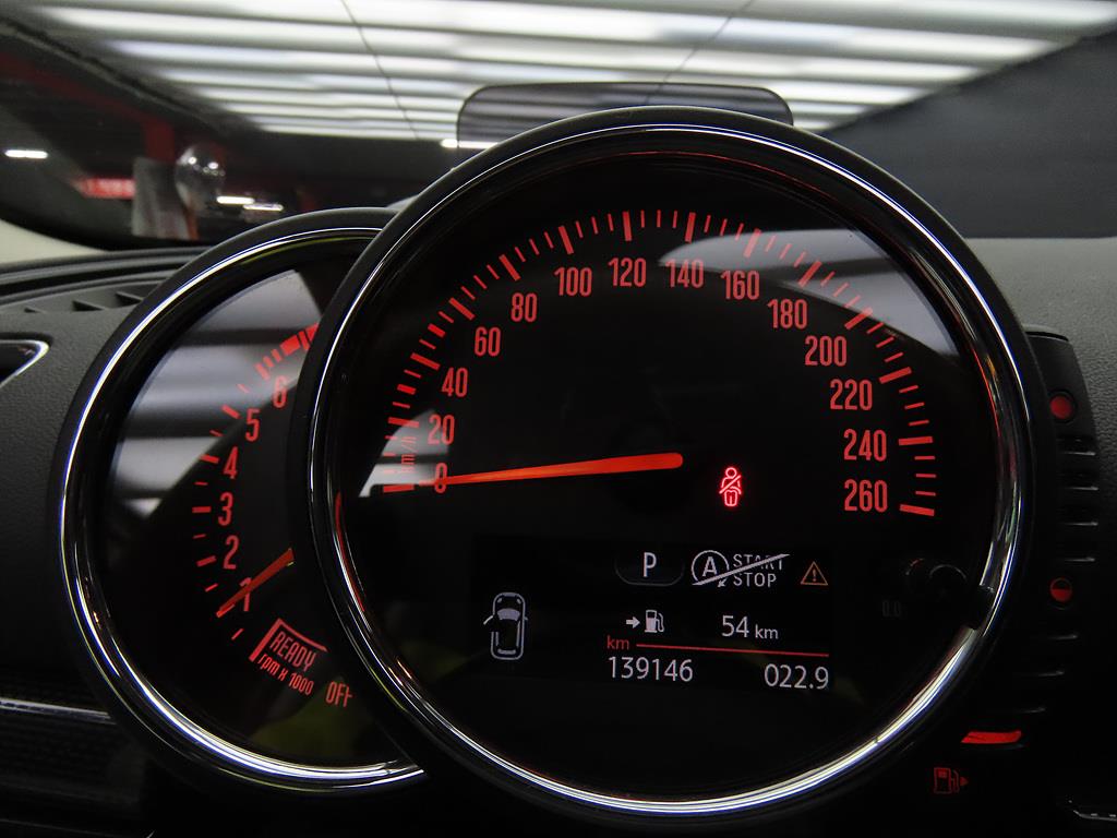 Mini Clubman - Vista 9