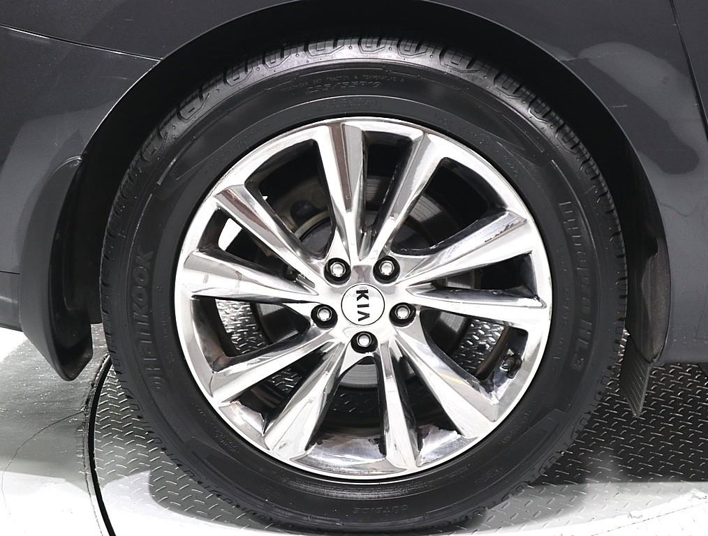 KIA Carnival - Vista 6