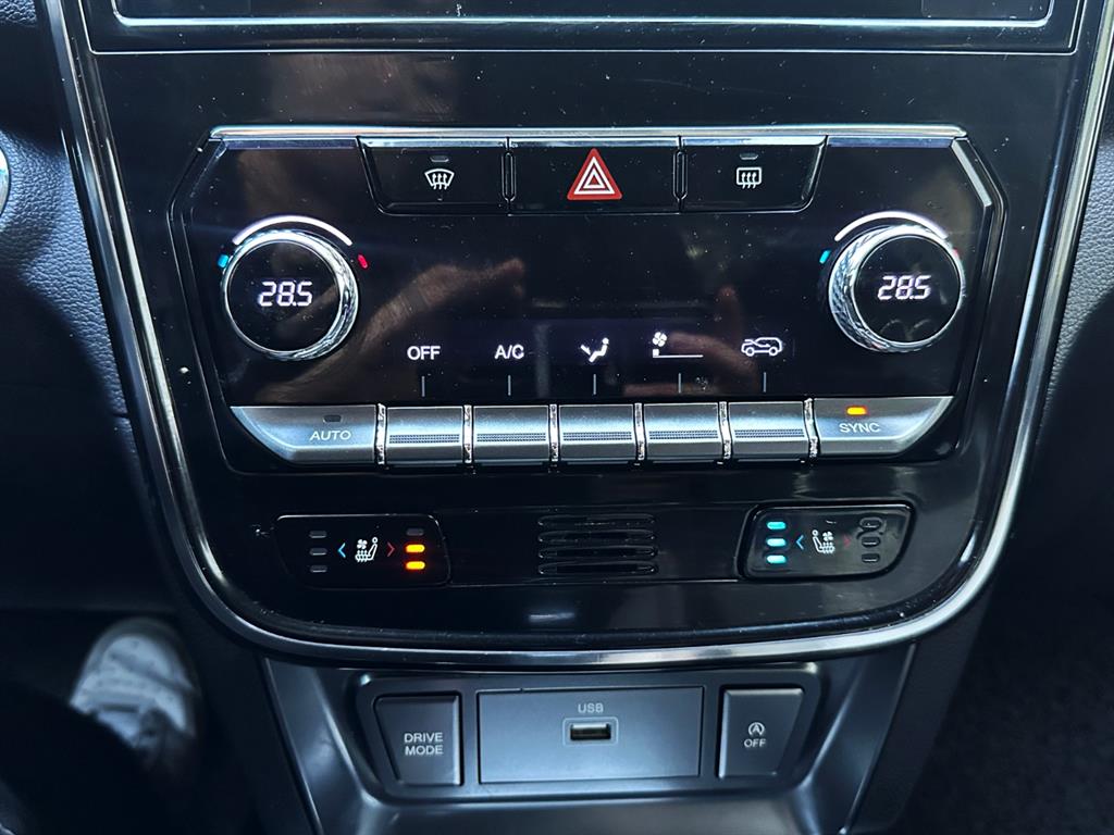 Ssangyong Tivoli - Vista 12