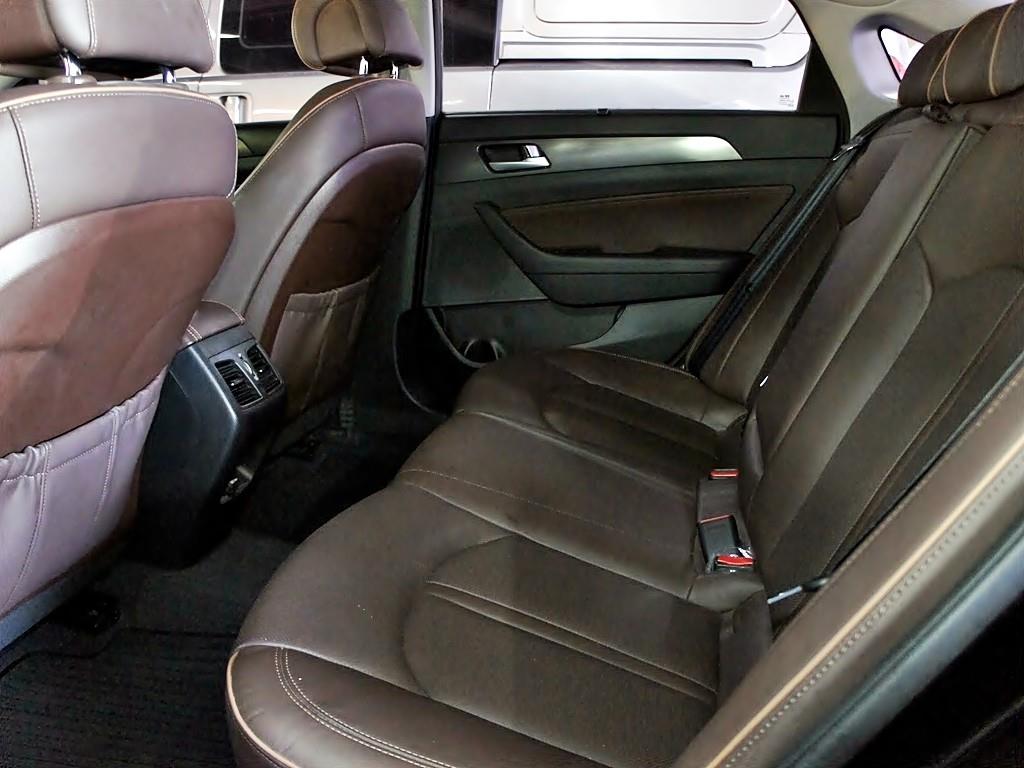 HYUNDAI Sonata - Vista 11